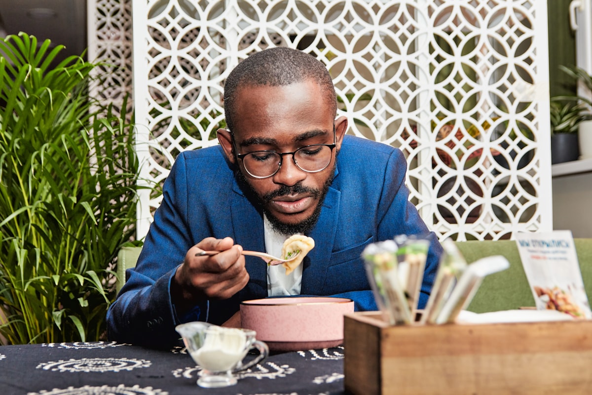 Men preparing nutritious meals